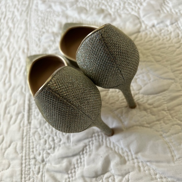 STUART WEITZMAN Avenue Metallic Pump Size 8 - Picture 9 of 10